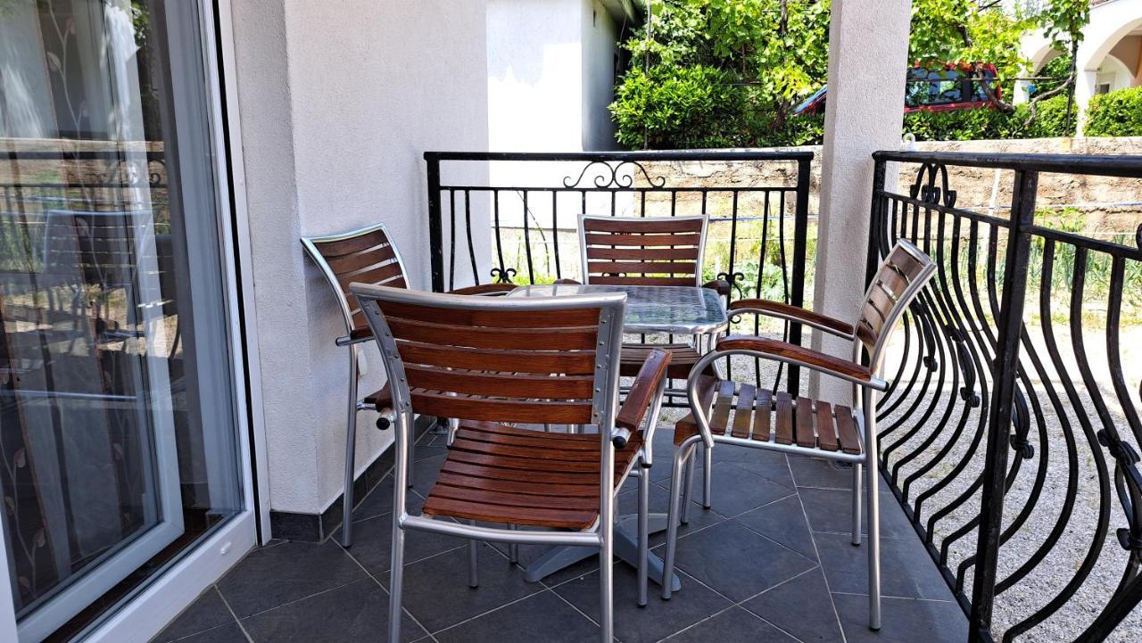 Cozy Apartments Baska מראה חיצוני תמונה