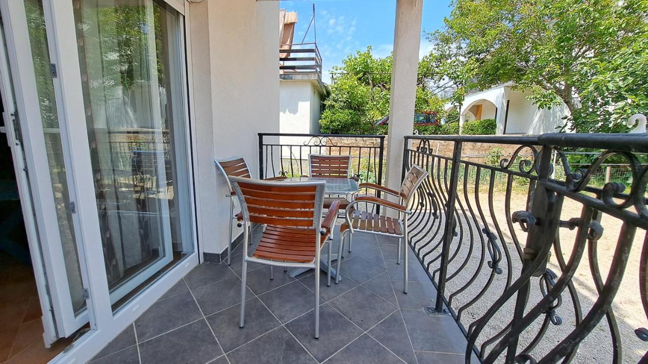 Cozy Apartments Baska מראה חיצוני תמונה