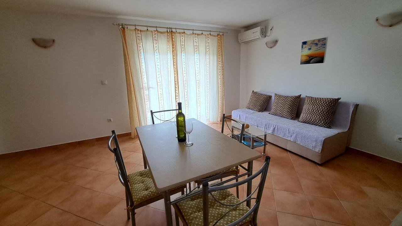 Cozy Apartments Baska מראה חיצוני תמונה