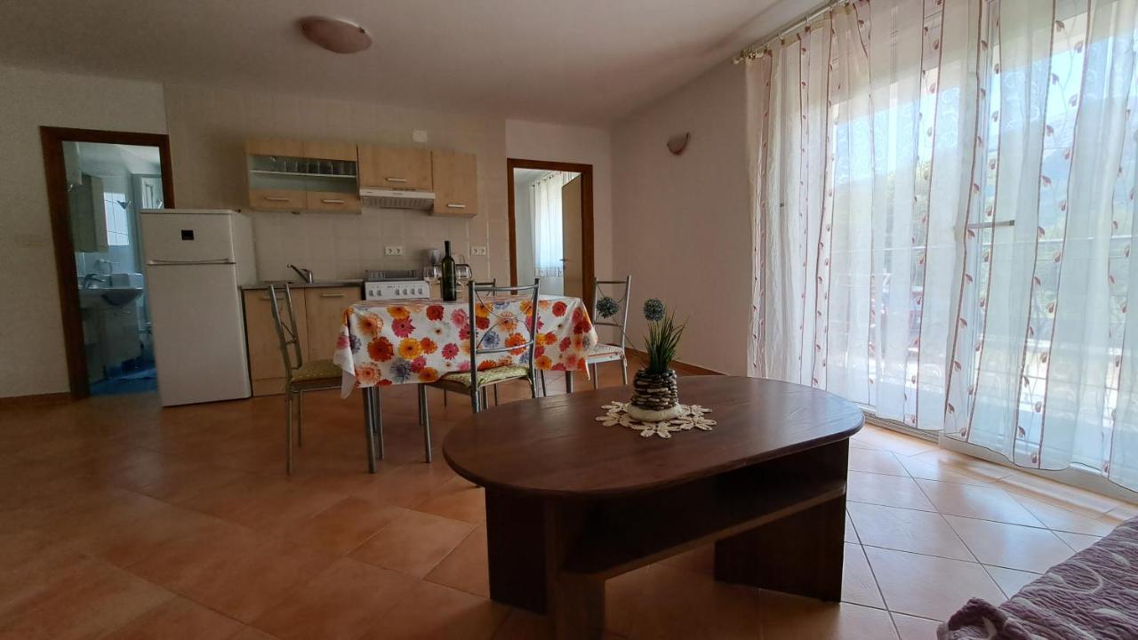 Cozy Apartments Baska מראה חיצוני תמונה