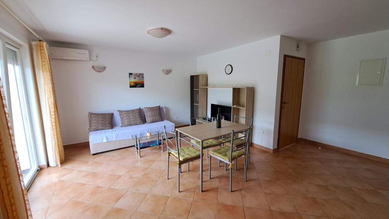 Cozy Apartments Baska מראה חיצוני תמונה