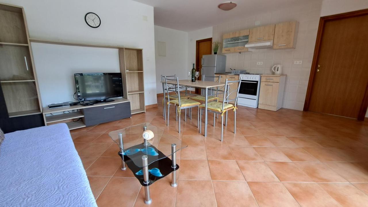 Cozy Apartments Baska מראה חיצוני תמונה