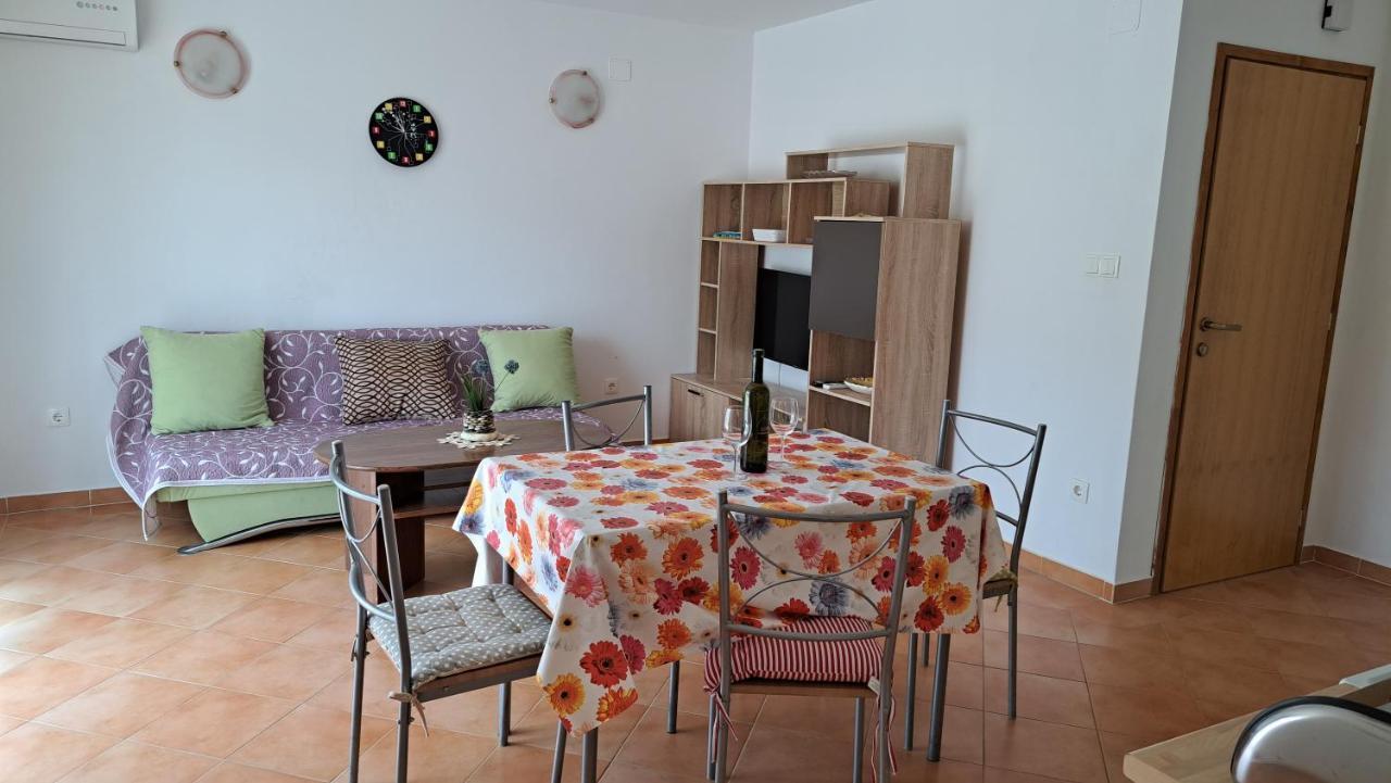 Cozy Apartments Baska מראה חיצוני תמונה