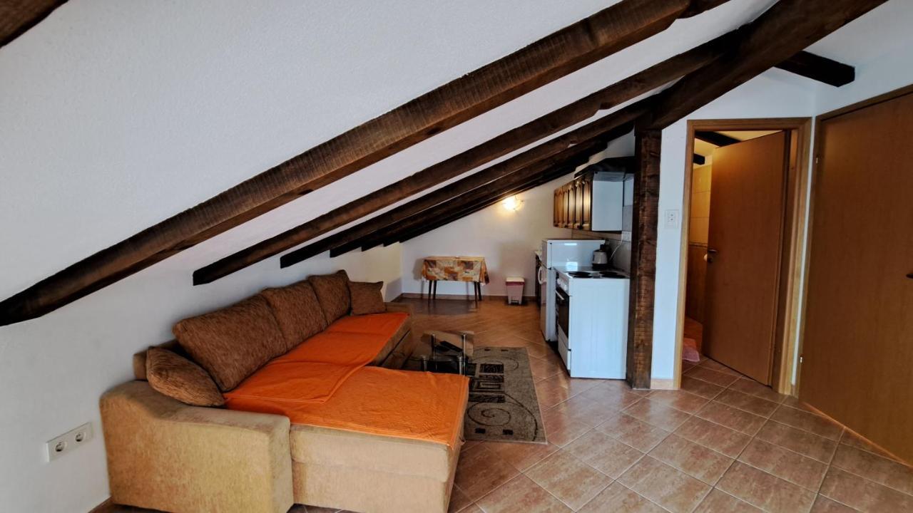 Cozy Apartments Baska מראה חיצוני תמונה