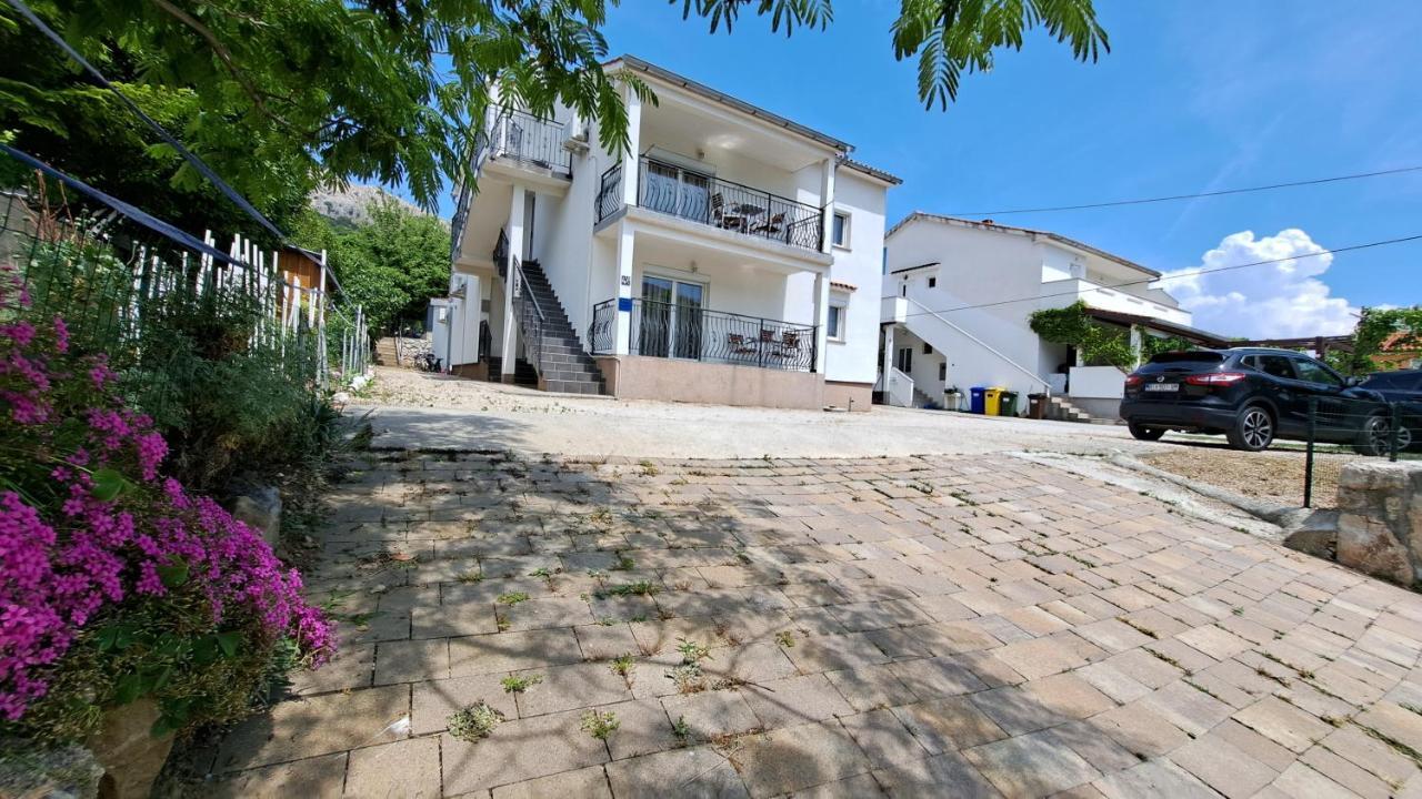 Cozy Apartments Baska מראה חיצוני תמונה