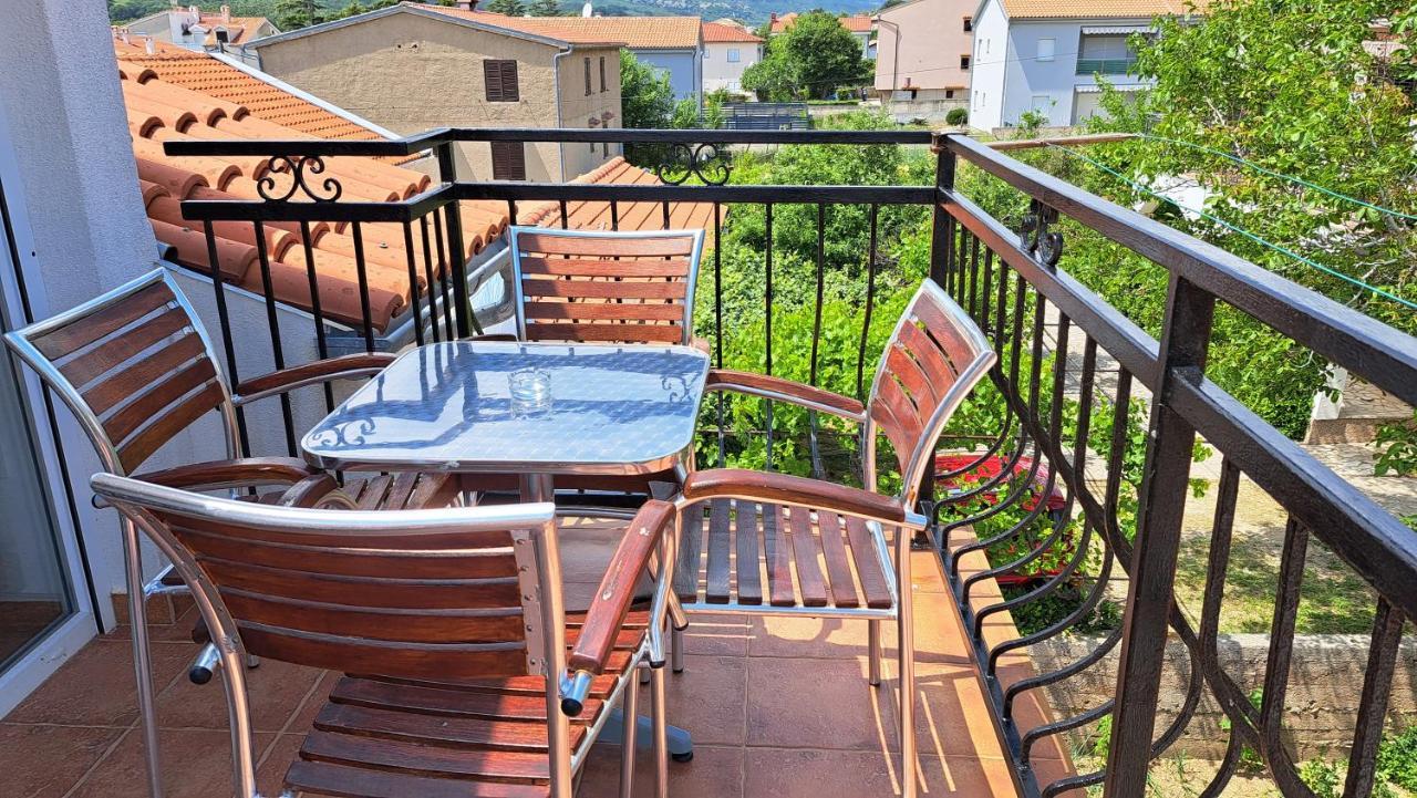 Cozy Apartments Baska מראה חיצוני תמונה