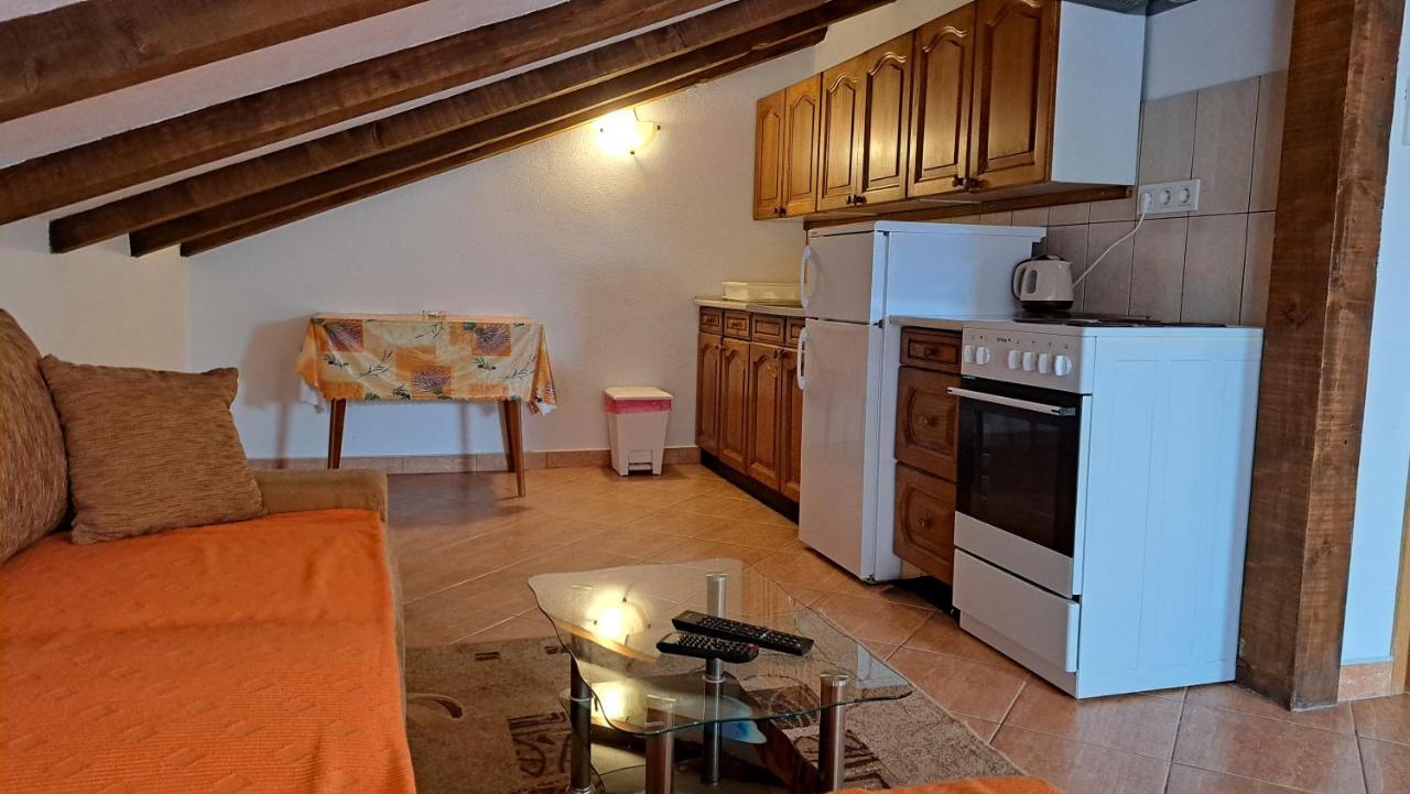 Cozy Apartments Baska מראה חיצוני תמונה